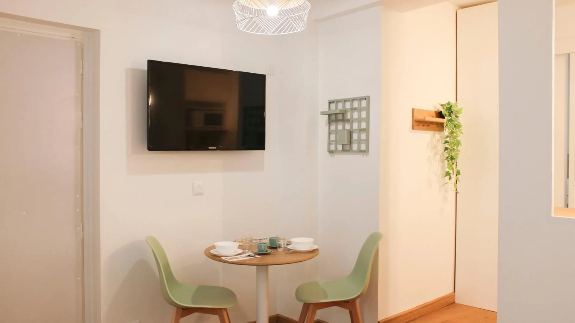 Charming For 2 In The Heart Of Paris